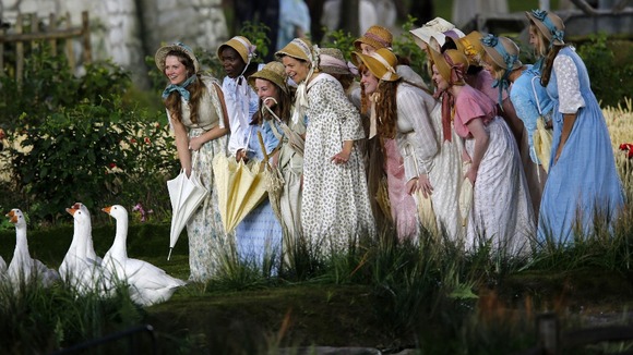One of the first scenes features live animals