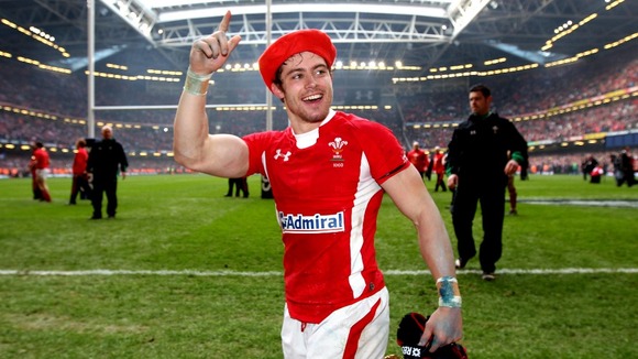 Leigh Halfpenny wears a Welsh beret 