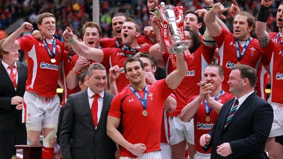 Sam Warburton lifts the cup