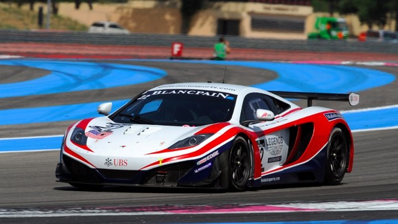 A United Autosports McLaren MP4-12C