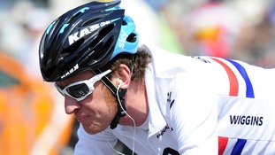 Bradley Wiggins would like helmets to be made compulsory.