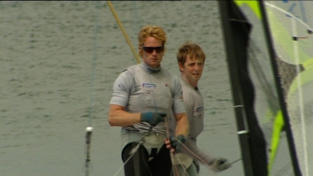 Stevie Morrison an Ben Rhodes