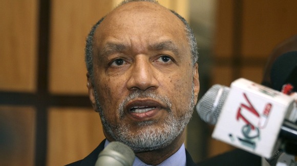 Mohamed bin Hammam will be investigated by FIFA's ethics committee.