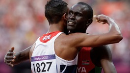 Andrew Osagie congratulates the World Record Holder