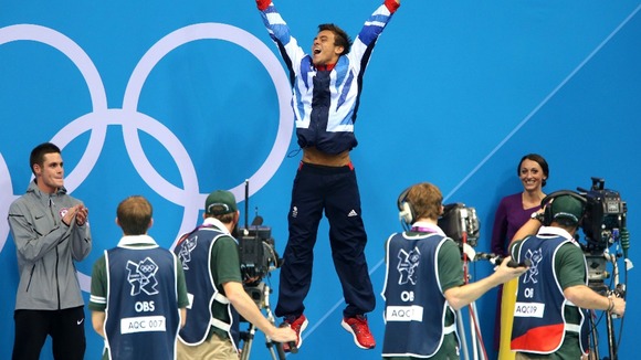 Tom Daley celebrating his Bronze medal