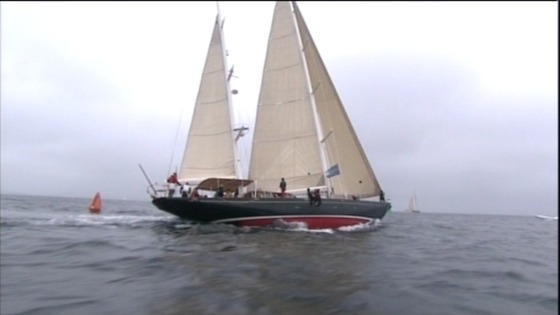 Sailing boat