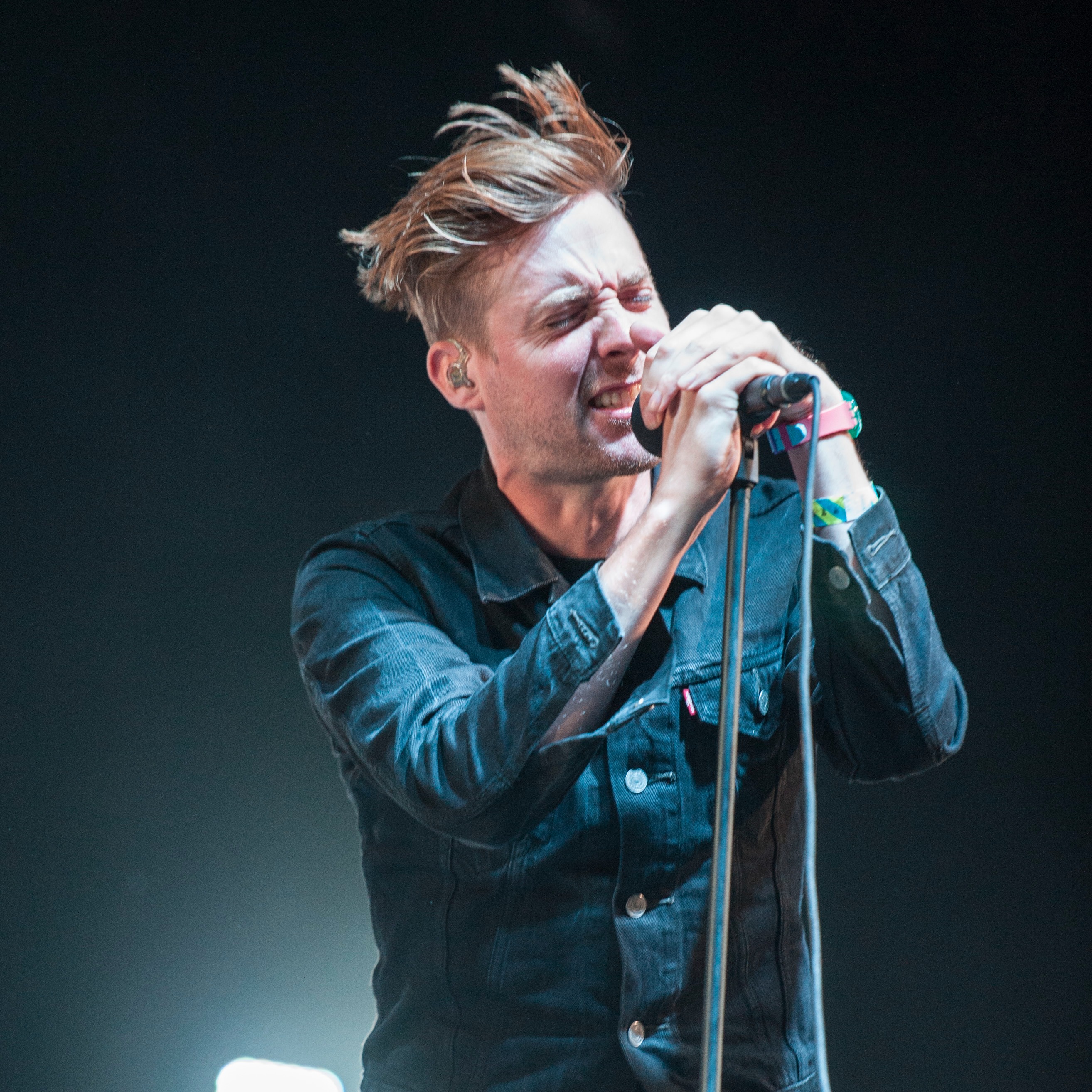 Live at Elland Road - Kaiser Chiefs Songs, Reviews