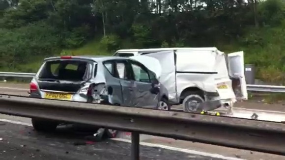 Six injured in motorway crash