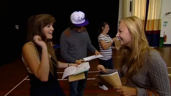 Students at Itchen College
