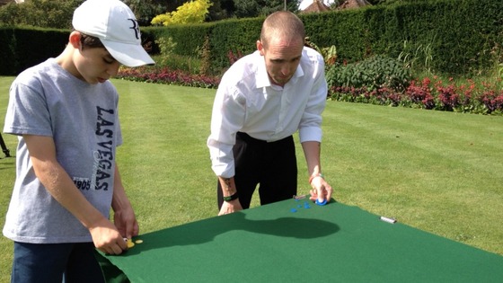 A game of tiddlywinks