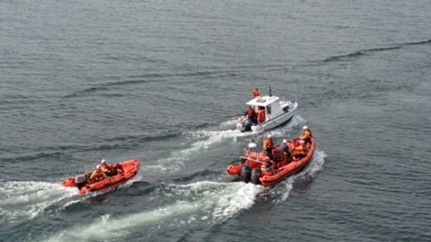 Lifeboats in rescue