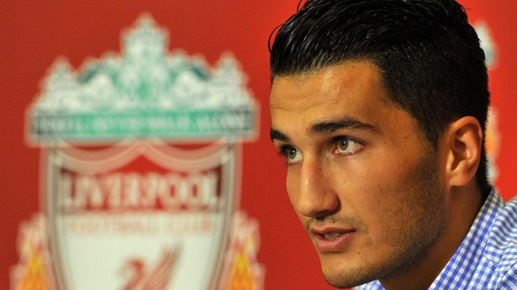 New Liverpool midfielder Nuri Sahin wants to help them into the Champions League.