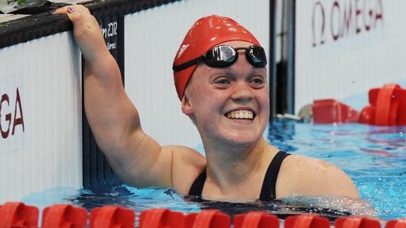 Ellie Simmonds in the 400m Freestyle S6
