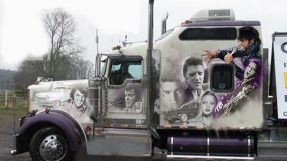 The Kenworth truck dedicated to Elvis