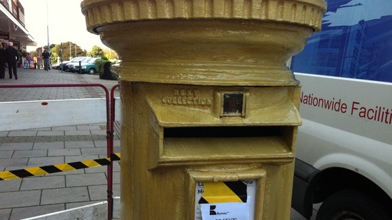 Paint dries on Ellie Simmonds gold post box