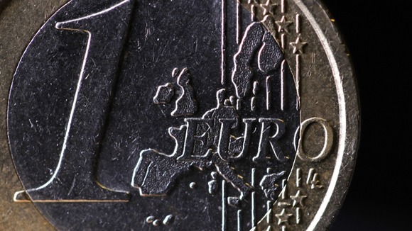 Map of Europe on the face of a one Euro coin
