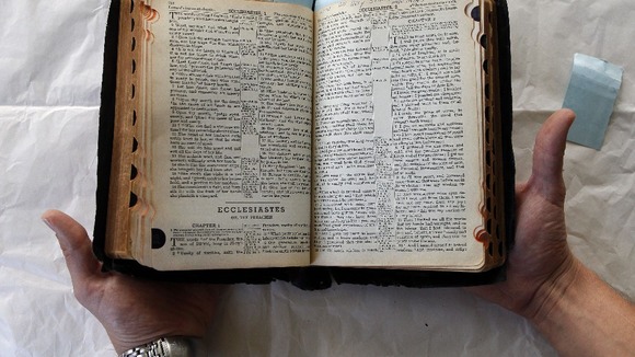 The sixteen hundred page bible belonged to Elvis Presley