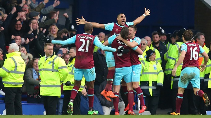 West Ham spotted 10-man Everton two goals before staging a stunning comeback
