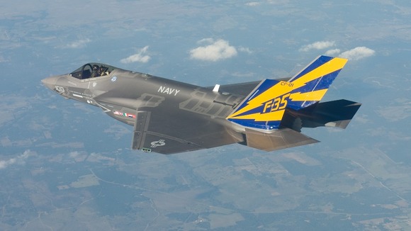 F35 in flight