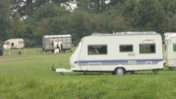 Plans to build three new travellers sites in Leicester are going to be reviewed