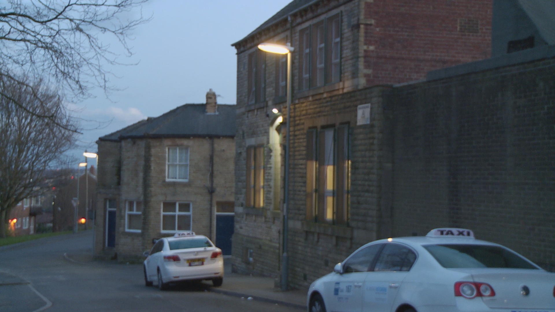 Private Islamic school in Dewsbury under investigation for promoting