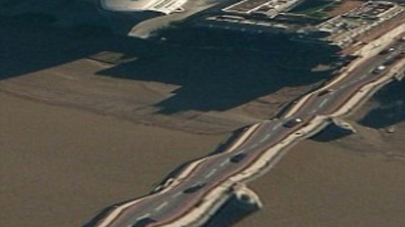 Battersea Bridge in London is wonky according to Apple Maps.
