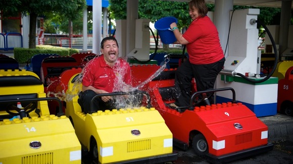 LEGOLAND Autumn clean up.