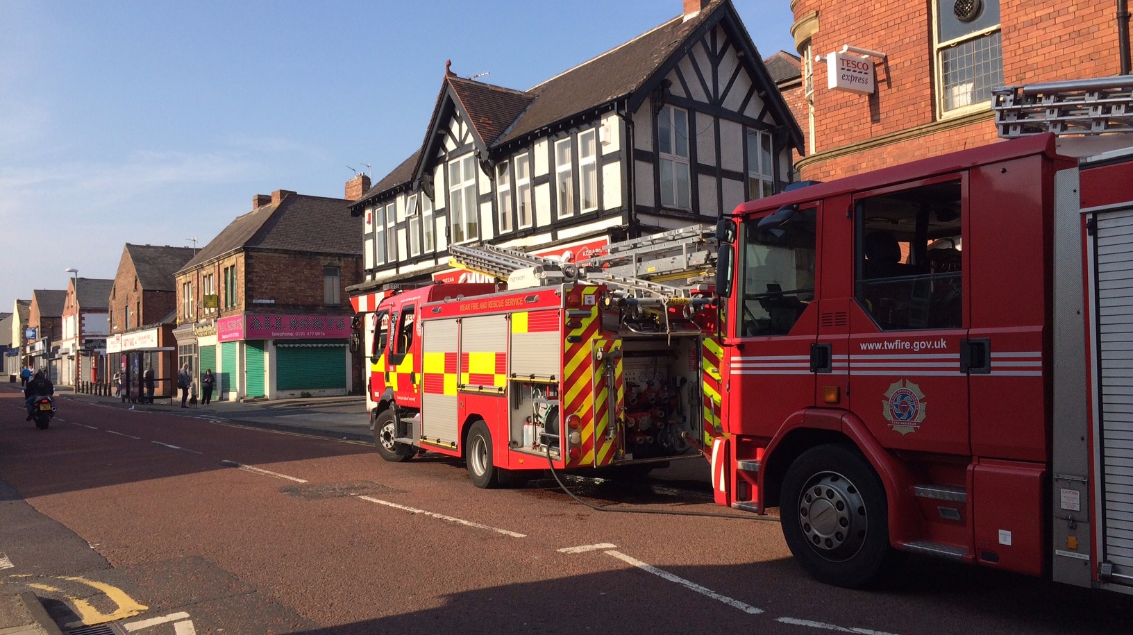 Homes evacuated over gas alert in Gateshead - ITV News