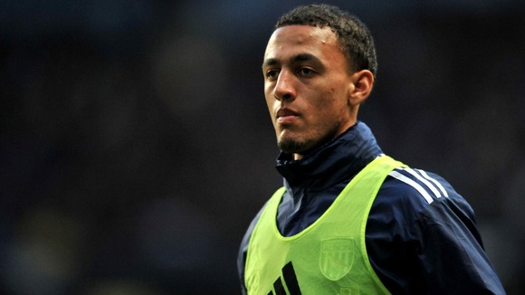 Kemar Roofe joins Cobblers on loan