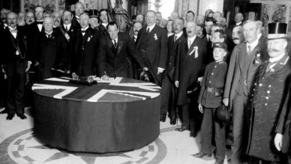 The Ulster Covenant at Belfast City Hall, Ulster, in 1912