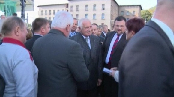 Czech President attacked with replica gun