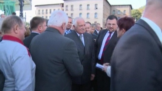 Czech President attacked with replica gun