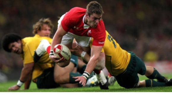 Dan Lydiate playing for Wales