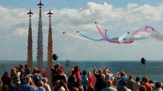Red Arrows display