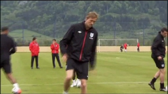 Peter Crouch training with England